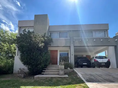 VENTA CASA ALTO WARCALDE  5 DORMITORIOS