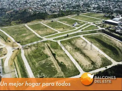 av ricardo balbin 100, Piso 0