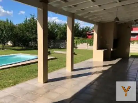 Casa 4 ambientes con 1 baño