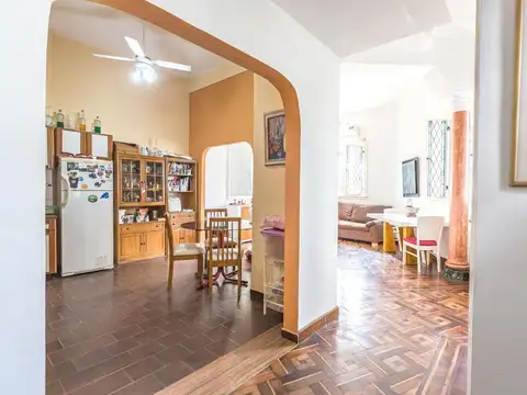 Venta Casa 5 ambientes de estilo | excelente estado| luz | detalles de calidad | Caballito
