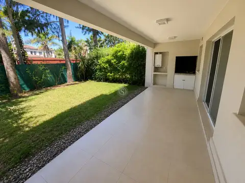 Departamento en Venta en Boulevard Del Sol, USD 149.000