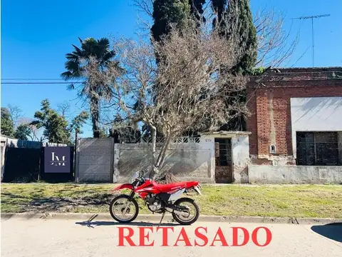 VENTA TERRENO CON PILETA Y EDIFICACION SIN TERMNAR EN RAWSON