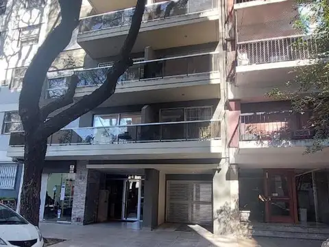 MONOAMBIENTE EN ALQUILER CON BALCÓN, SUM, PARRILLA Y PISCINA EN CABALLITO !!!