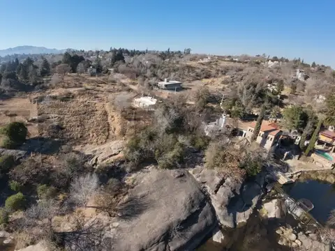 Terreno en Venta de 2438,0 m2