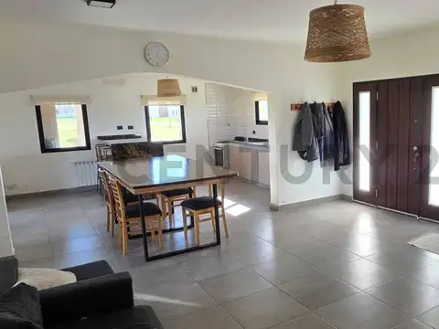 Venta Casa 4 ambientes sobre lote de 1.260 m² | Barrio Estribo, Villa de Campo Tres Pinos, General R