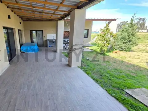 Casa en Venta en Los Tres Pinos, USD 125.000