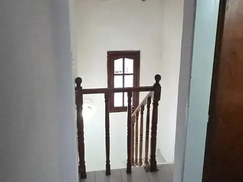 Casa en Alquiler con 1 cochera
