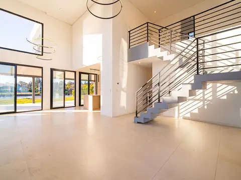 VENTA CASA 5 AMB A ESTRENAR A LA LAGUNA