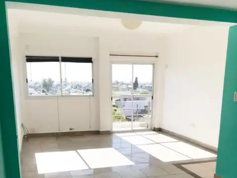 San Martin 1400, Piso 3