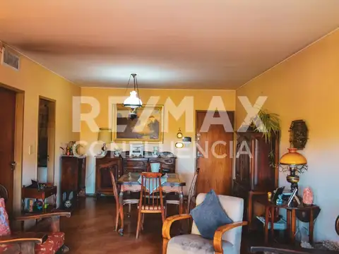 Departamento 6 ambientes con 2 baños