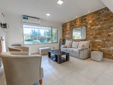 CASA 4 AMBIENTES BARRIO PRIVADO FINANCIACION