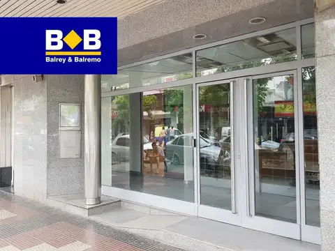 ESPECTACULAR UBICACION CENTRO COMERCIAL Y BANCARIO