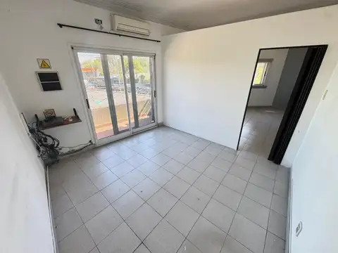 Oficina en Alquiler en Avellaneda, $ 700.000