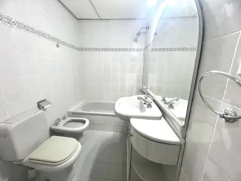 Depto Tipo Casa en Alquiler en Ramos Mejia, $ 570.000