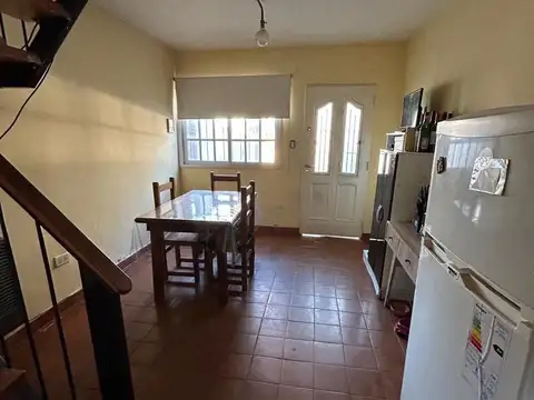 Depto Tipo Casa 2 ambientes con 1 baño