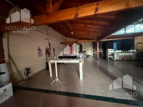 Local en Venta 40 años