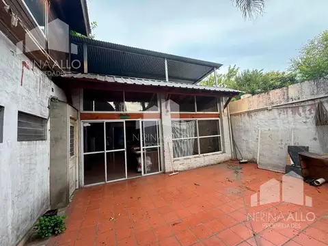 Local en Venta 40 años