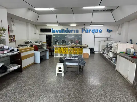 ALQUILER LOCAL FRENTE 200MTRS V/PARQUE NO EXPENSAS