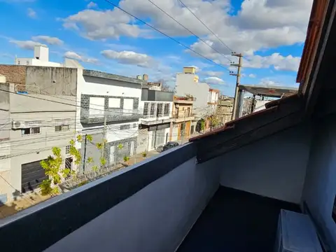 PH 3 AMBIENTES SIN EXPENSAS PATIO LAVADERO BALCON