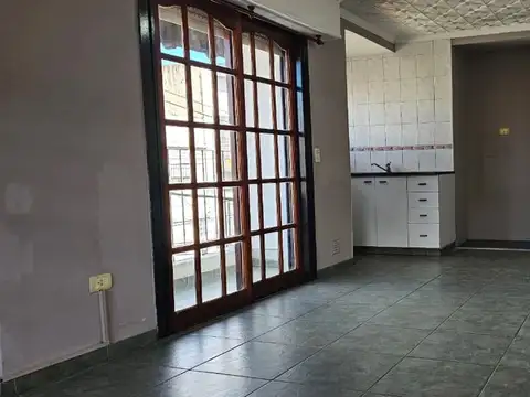 Depto Tipo Casa 3 ambientes con 1 baño