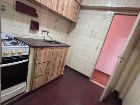Departamento en Alquiler de 2 Ambientes con Balcon en Parque Chacabuco
