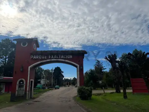 Venta lote interno en Parque Exaltación de la Cruz