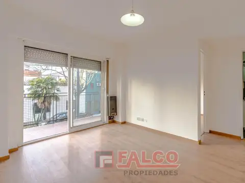 Terrero al 2900 esquina Lascano