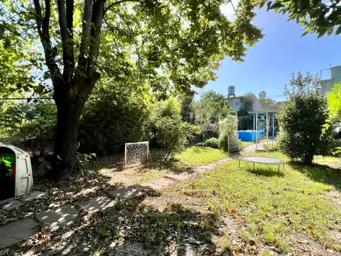 Casa 6 ambientes con 3 baños