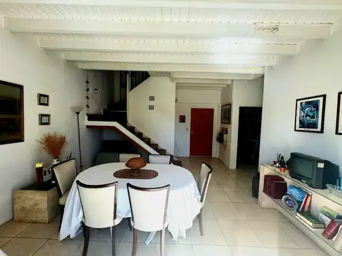 Departamento 5 ambientes con 2 baños