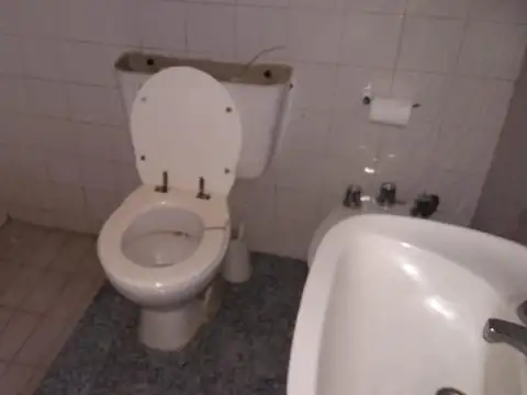 Galpon en Venta 30  mts Fondo