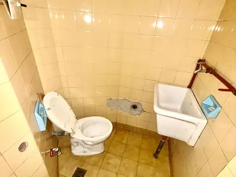Local - Venta - Argentina, Capital Federal - LEZICA 3906