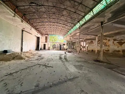 Galpon en Venta en Mataderos, USD 2.400.000