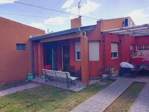Casa 5 ambientes con 1 baño