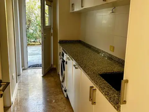 Casa en Alquiler de 3 dormitorios