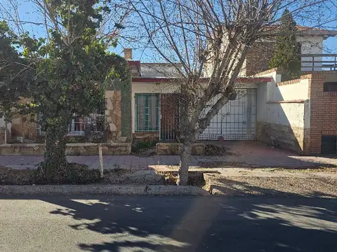 CASA A REFACCIONAR, LOTE 543 m2 GUTIERREZ, MAIPÚ.