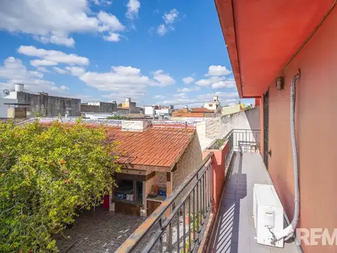 Depto Tipo Casa en Venta de 3 ambientes