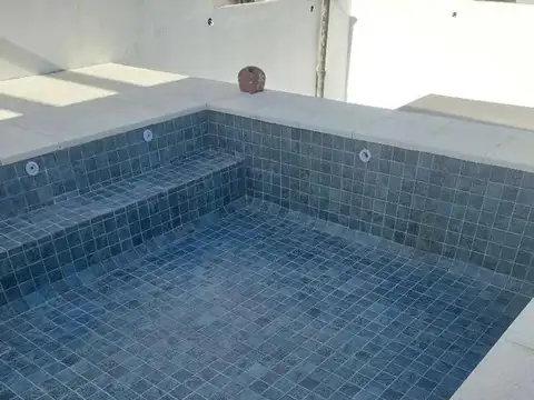 Depto Tipo Casa en Venta de 4 ambientes