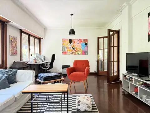 Departamento en Venta, Piso de 4 Ambientes Con 2 Balcones, Muy Luminoso - Belgrano