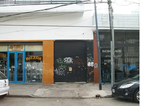 Excelente Galpòn - 162 m2 c/ofic. sobre Laprida - mtrs B. Mitre - Pròx Gral.Paz y Autop. Panamer.