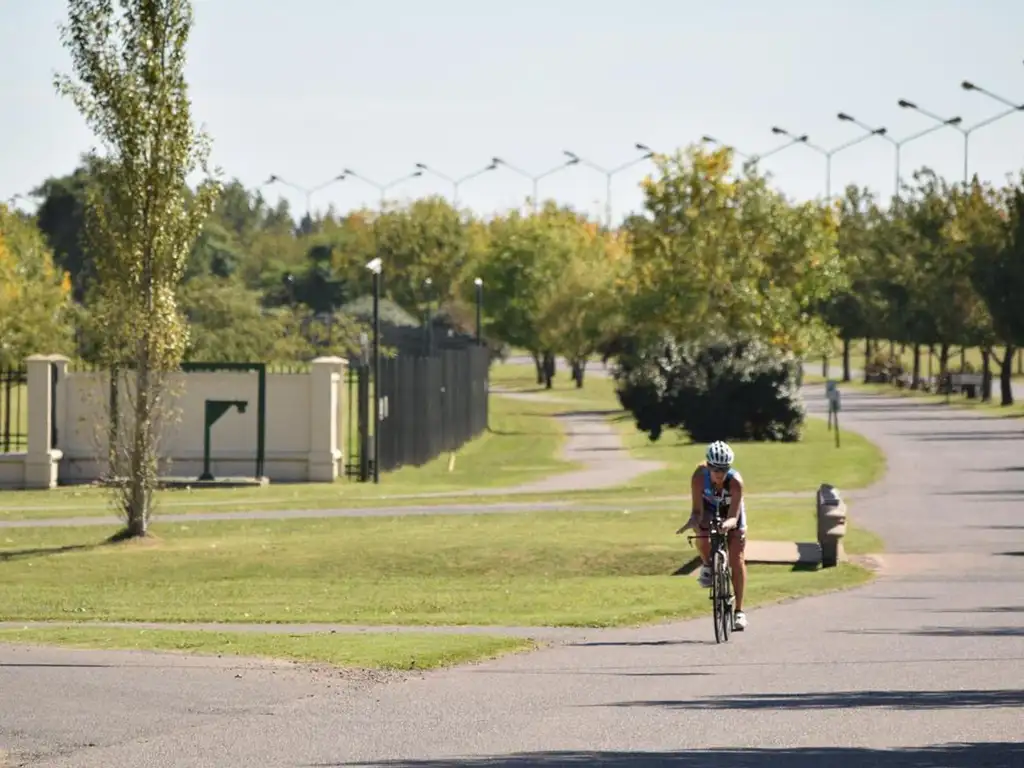 Lote interno en barrio Santa Lucia - Pilar del Este - Foto 20