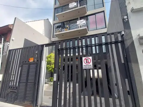 Oficina 2 ambientes con 1 baño