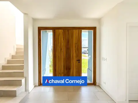 Casa en Venta con 1 cochera