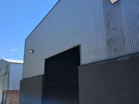 Galpon en Alquiler en San Nicolas De Los Arroyos, $ 4.000.000