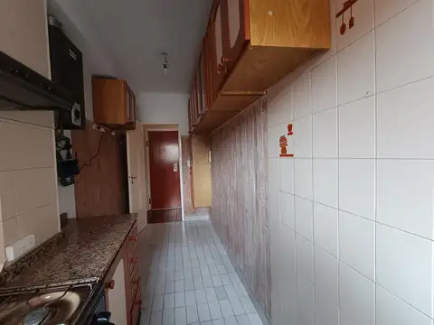 2 AMBIENTES CON BALCÓN CORRIDO | APTO PROFESIONAL | OLIVOS.