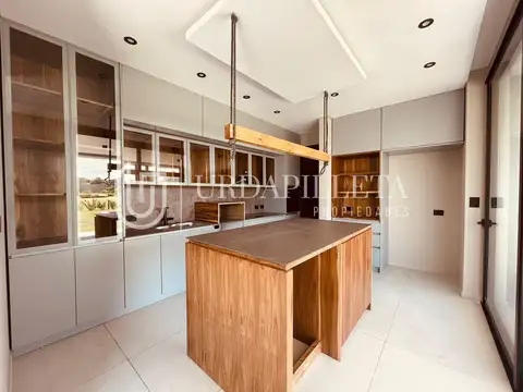 Casa en venta en La Diligencia lote interno - URDAPILLETA PROPIEDADES