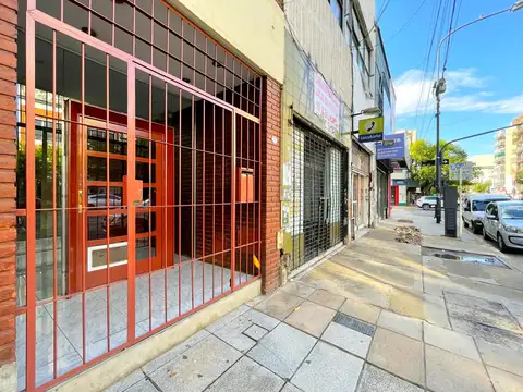 Scalabrini Ortiz, Raul Av. al 300