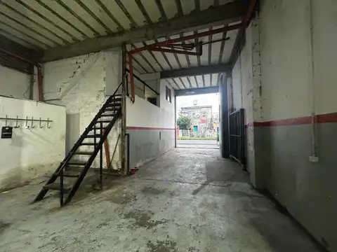 Galpón En Alquiler Lanus Este