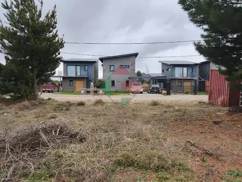 Terreno plano de 350 m2 en Los Abedules, Las Victorias, Bariloche. Listo para escriturar