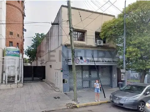 VENTA CASA CON LOCAL COMERCIAL