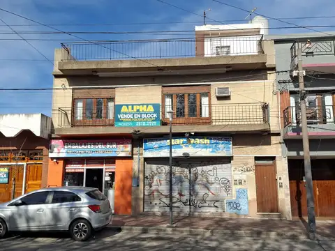 VENTA EN BLOCK - Casa de 3 ambientes con 2 locales | Berazategui